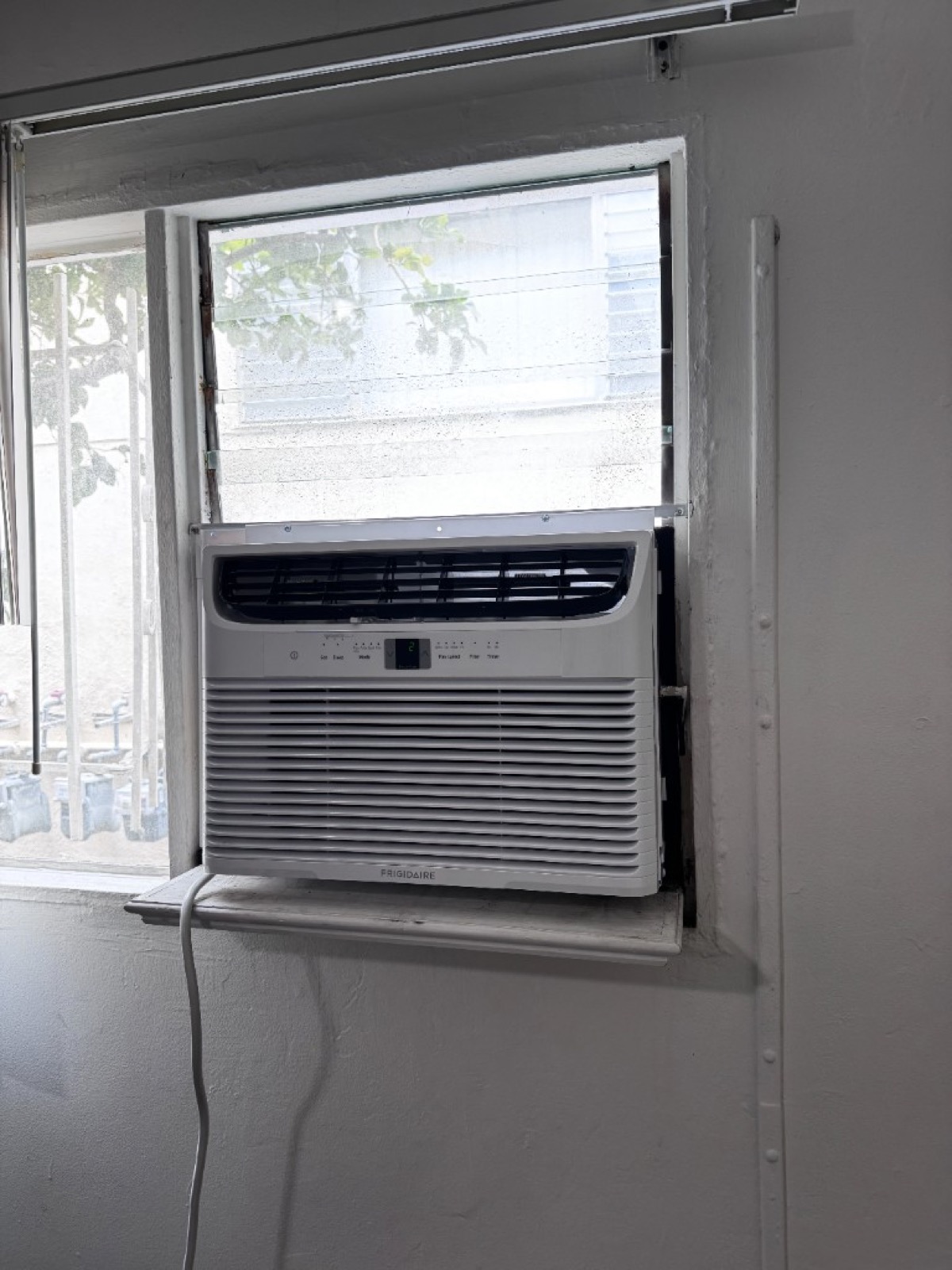 Frigidaire window AC professionally installed